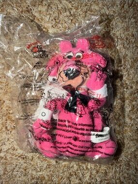 2000 HANNAH BARBARA PLUSH DAIRY QUEEN KIDS MEAL TOY - SNAGLEPUSS
